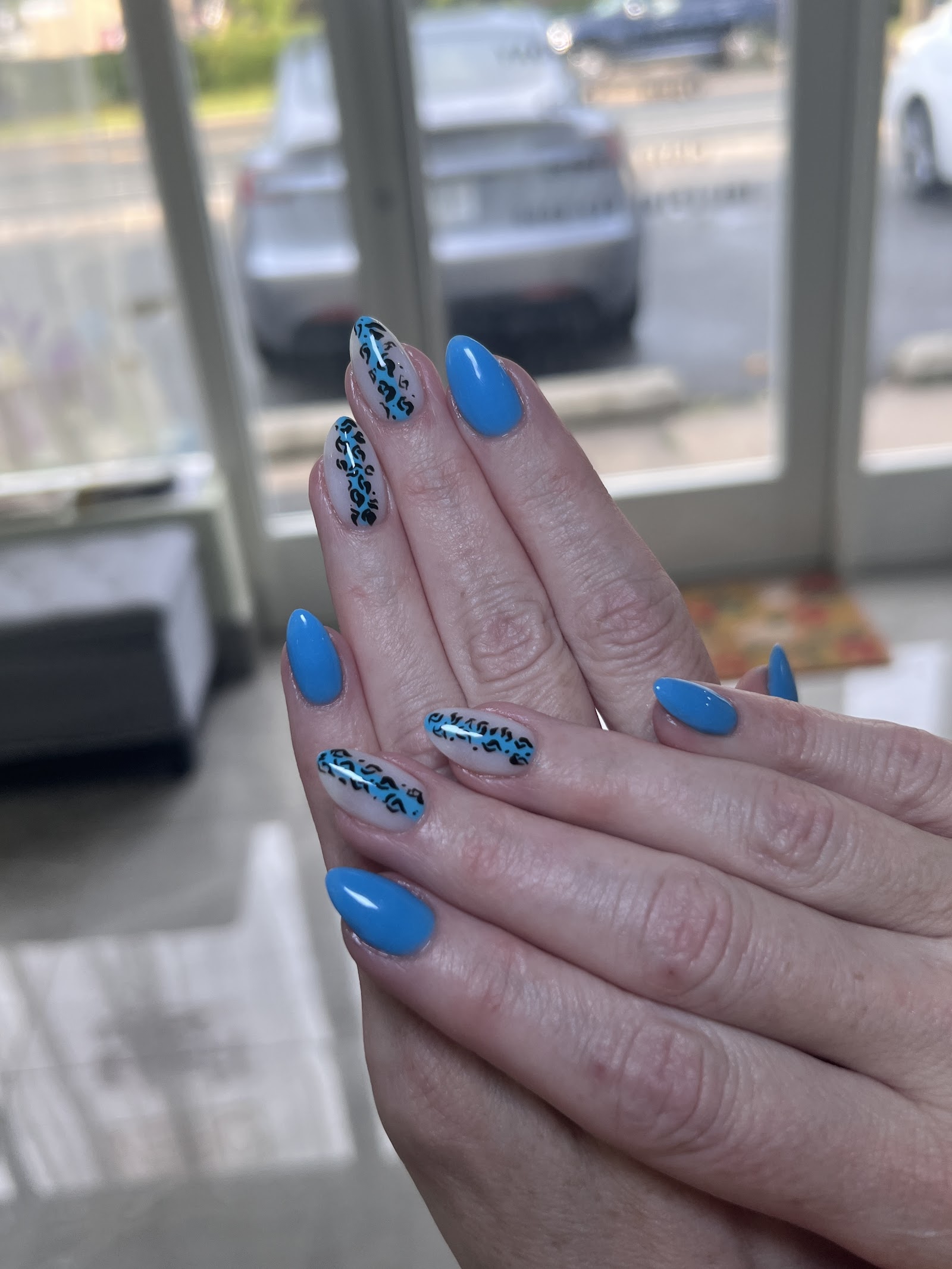 Garden Nails nail photo 5